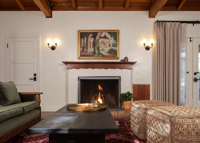 Casa Cody
